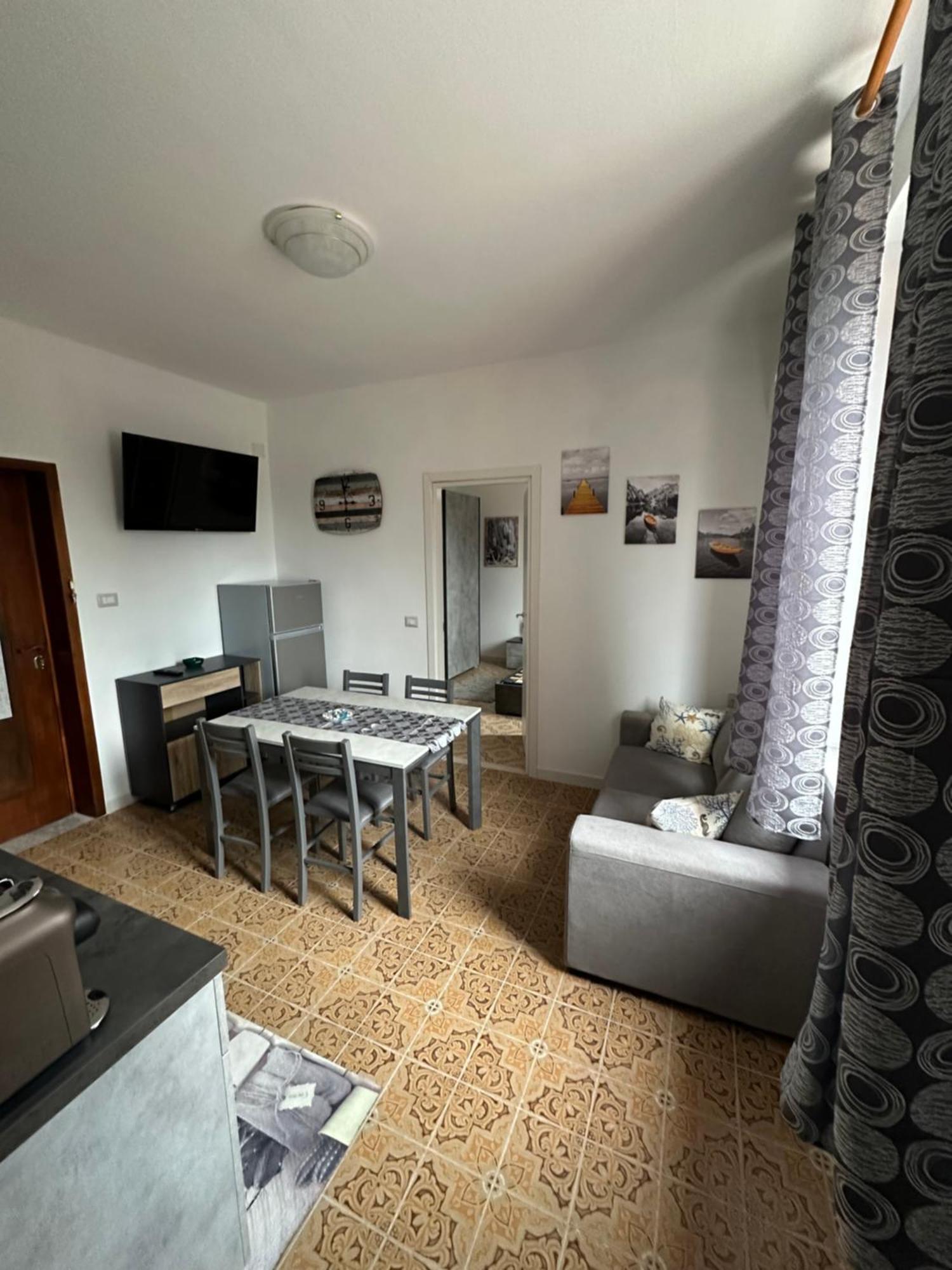 Casa Bettina La Maddalena Apartment Exterior foto